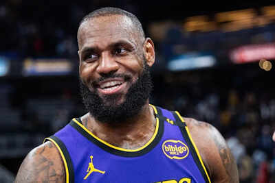 LeBron James injury report (April 13, 2025): Will the Los Angeles Lakers star play tonight against the Portland Trail Blazers? |