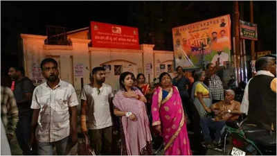 Fire at government hospital, over 200 patients evacuated in Lucknow | India News Fire at government hospital, over 200 patients evacuated in Lucknow | India News