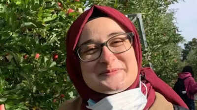 Detained Tufts university student Rumeysa Ozturk says ICE facility ‘unsafe’ and ‘inhumane’ Detained Tufts university student Rumeysa Ozturk says ICE facility ‘unsafe’ and ‘inhumane’